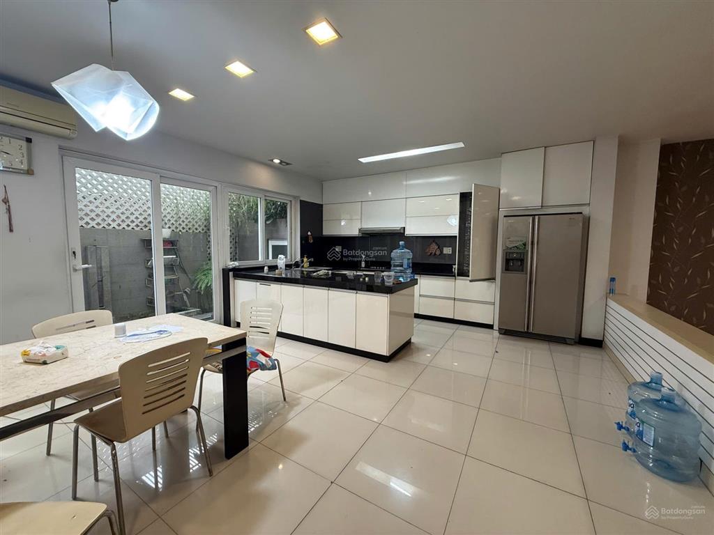 Cho thuê nhà full nội thất p. tân hưng himlam giá 55tr  0931 353 ***