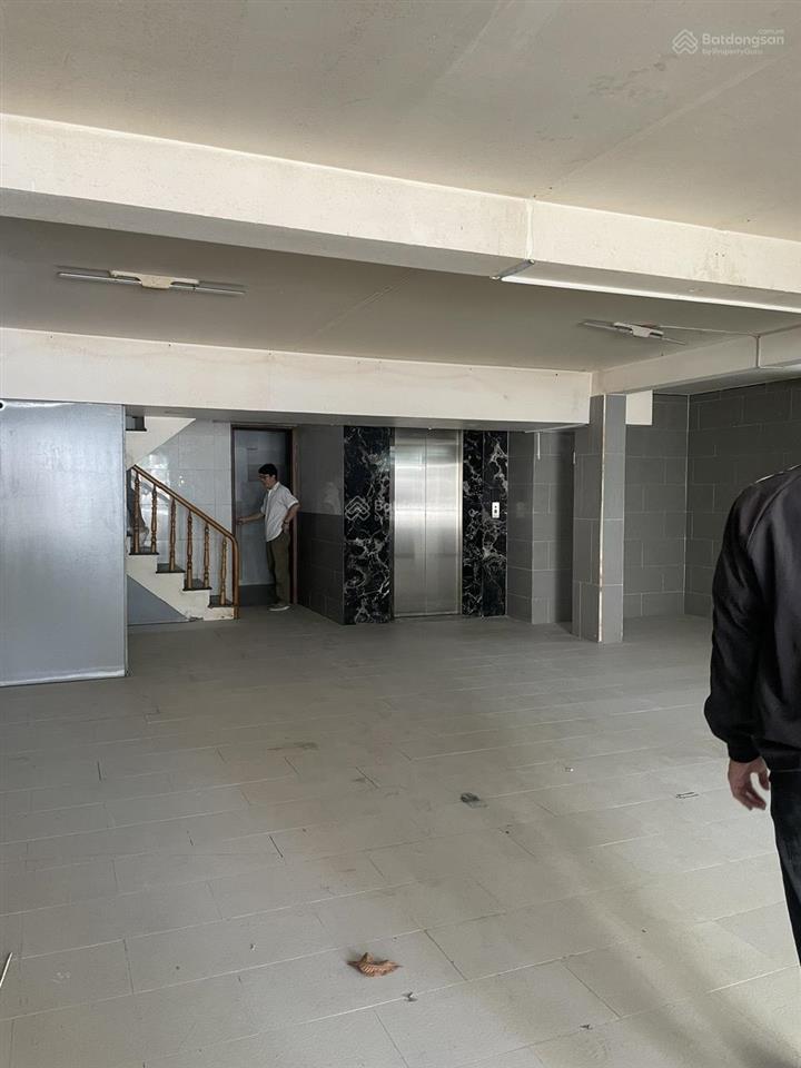 Giảm mạnh còn tl 50 tỷ căn góc 137,5m² (6,75x20m²) có tm đường 14m himlam  093135298