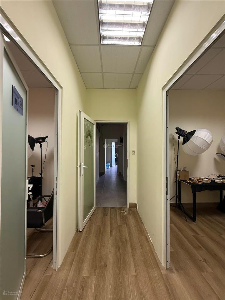 Cho thuê nhà biệt thự himlam đ.16m dt 7.5x20m2 có tm, tkvp giá 65tr  0931 353 ***