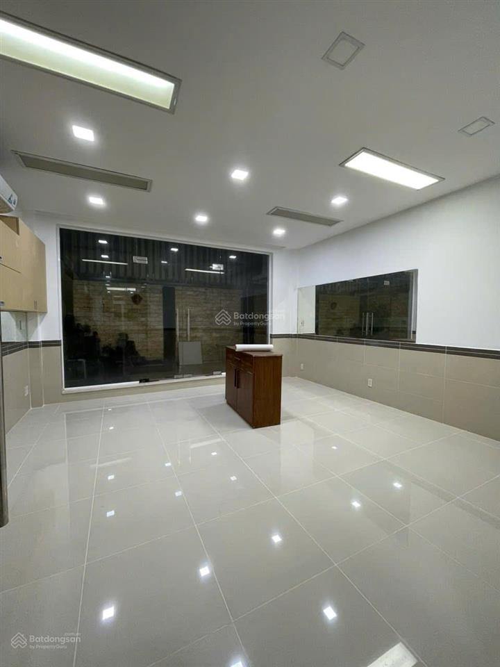 Cho thuê nhà nguyên căn p. tân hưng tk văn phòng + ở (nội thất cơ bản) giá 45tr  0931 353 ***