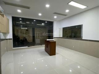 Cho thuê nhà nguyên căn p. tân hưng tk văn phòng + ở (nội thất cơ bản) giá 45tr  0931 353 ***