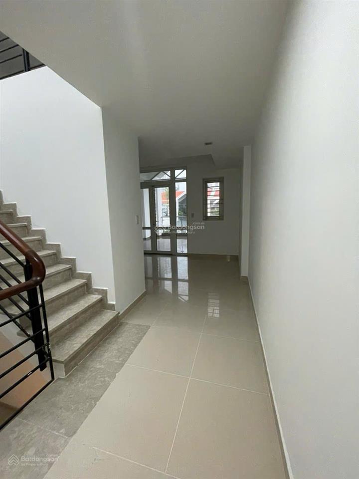 Cho thuê nhà nguyên căn p. tân hưng tk văn phòng + ở (nội thất cơ bản) giá 45tr  0931 353 ***