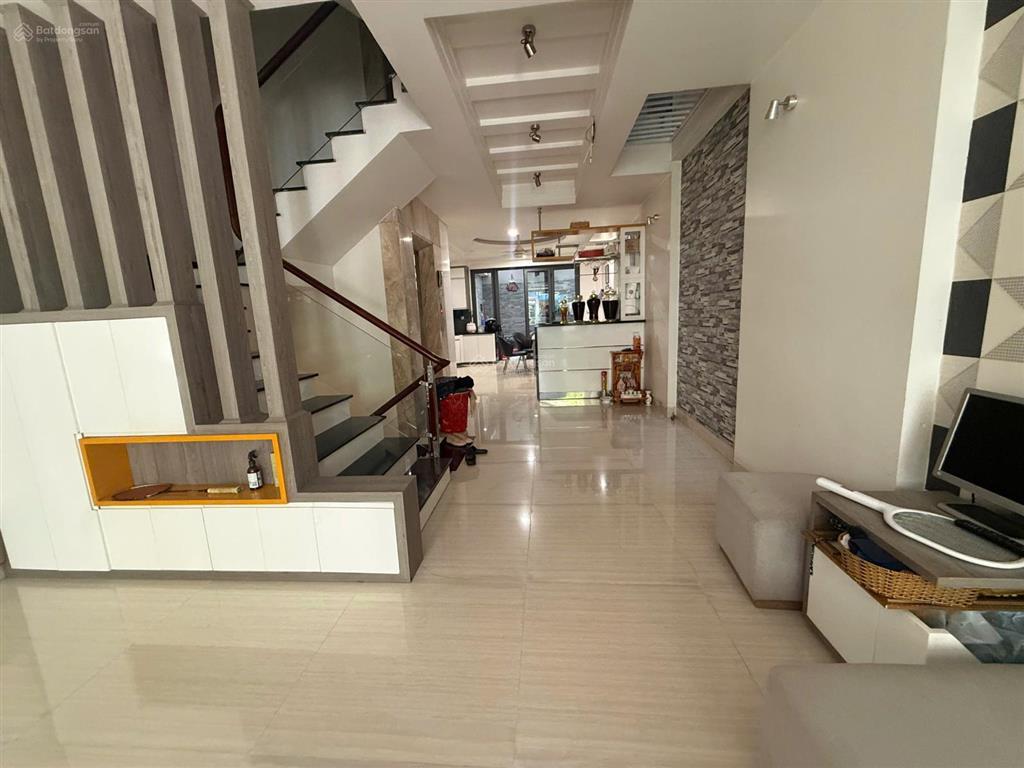 Cho thuê nhà phố himlam cao cấp, full nội thất ở, có thang máy [5pn+5wc] giá 65tr  0931 353 ***