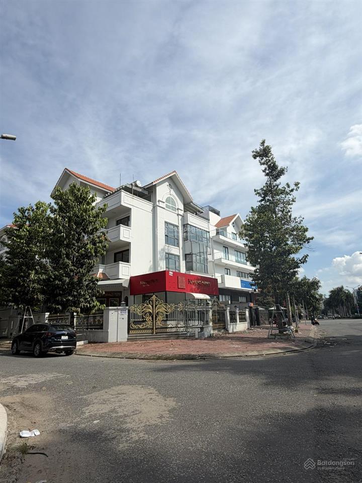 Cho thuê nhà himlam dt 379m2 tkvp, có pccc, tm cho kinh doanh đa ngành  0931 353 ***