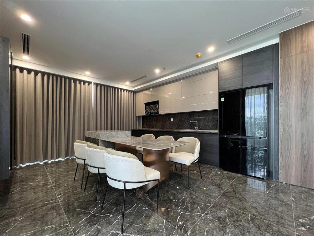 Cho thuê gấp cc 3pn, 3wc, 145m2 tại sunshine golden river, tây hồ, hà nội, 28 triệu vnd