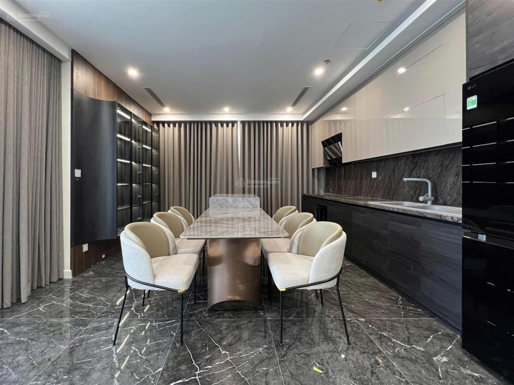 Cho thuê gấp cc 3pn, 3wc, 145m2 tại sunshine golden river, tây hồ, hà nội, 28 triệu vnd