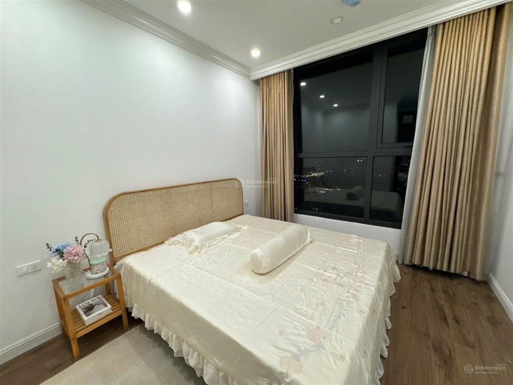 Cho thuê căn hộ 1 ngủ full nội thất giá cực chất tại vinhomes green bay mễ trì