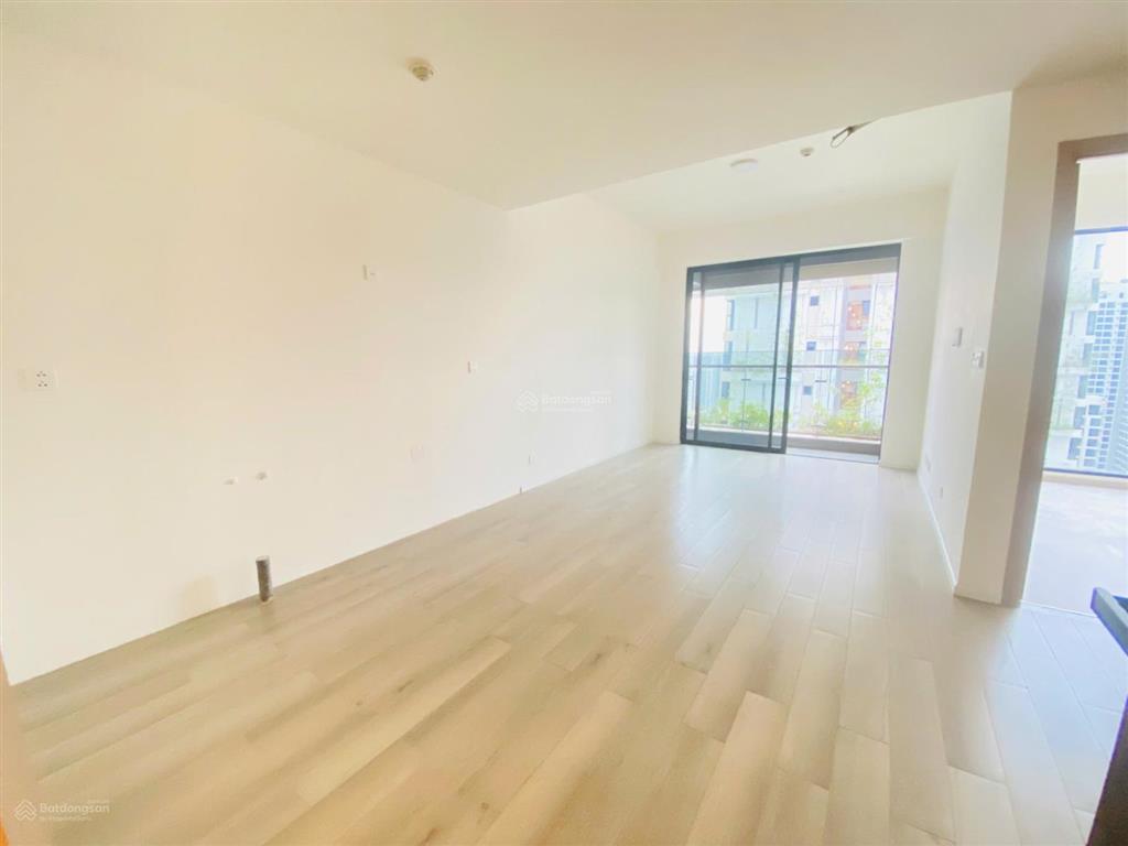Cực hiếm có  view nội khu hồ bơi căn 2pn tòa e  lumiere boulevard hướng đông nam  5,32 tỷ all in