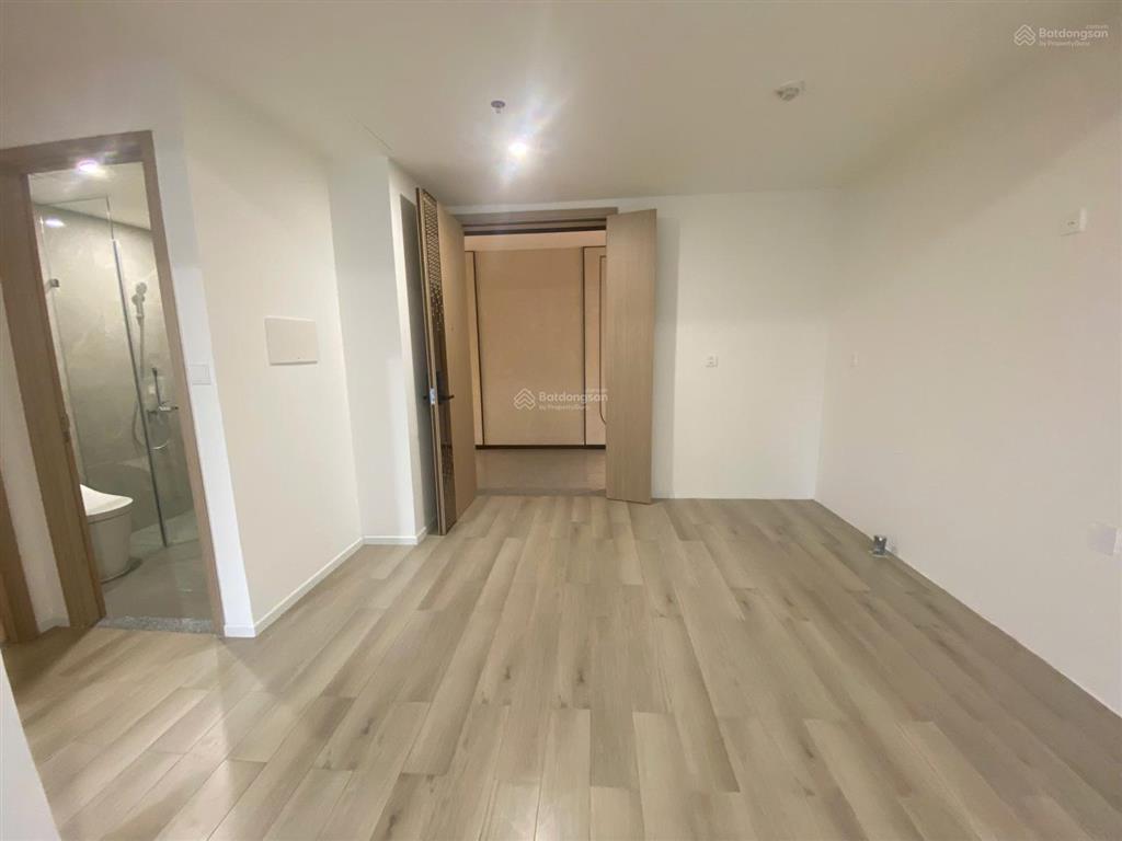 Tòa a  bán nhanh căn 2pn lumiere boulevard tầng cao chỉ 4,5 tỷ all in view ngoại khu, sân thể thao