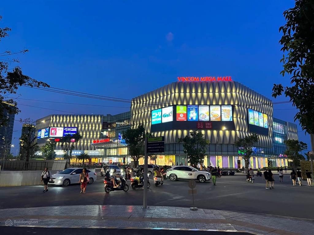 Có 3 full nội thất loại 3pn2wc  99m2  7,09 tỷ all in tháp d  masteri centre point, chiết khấu 7%