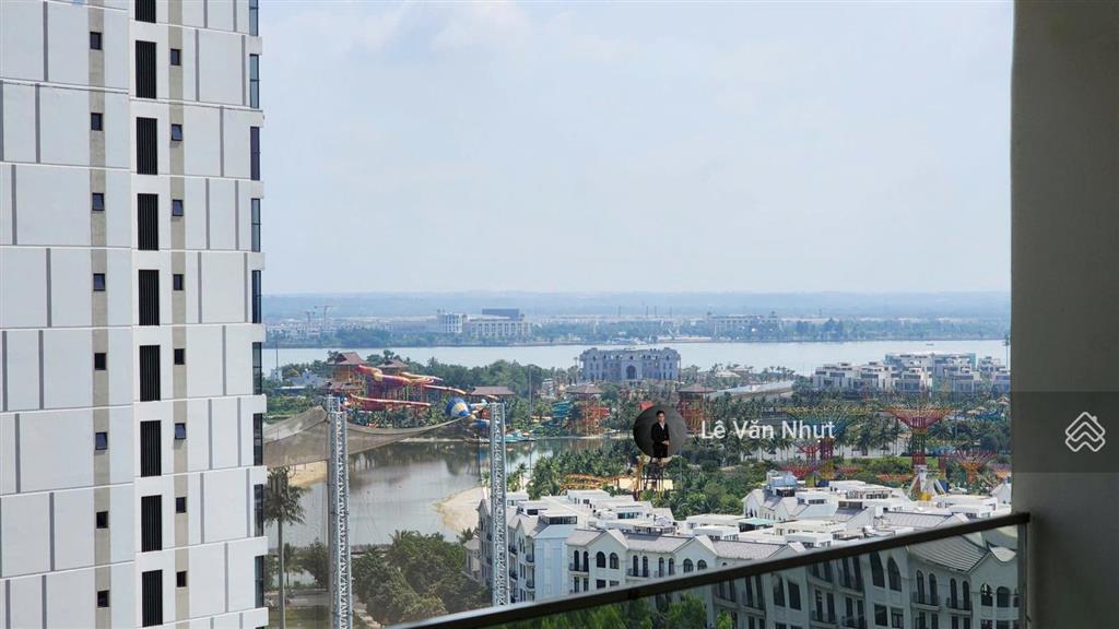 Tầng cao 3pn lumiere boulevard, chỉ 7,11 tỷ bao hết view công viên 36ha giỏ hàng 9 căn 3pn tốt