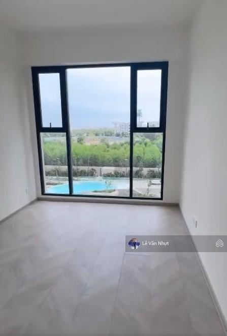 Gấp 1 căn 3pn  đông nam, hiếm tòa d tầng cao  giá 8 tỷ khu compound masteri centre point