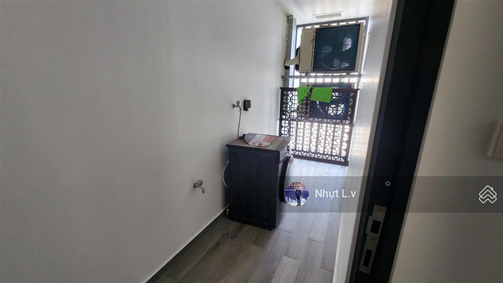 Bán nhanh 3pn  mcp full nội thất  đông nam  cạnh vincom tháp d chỉ 7,02 tỷ có nội thất, all in