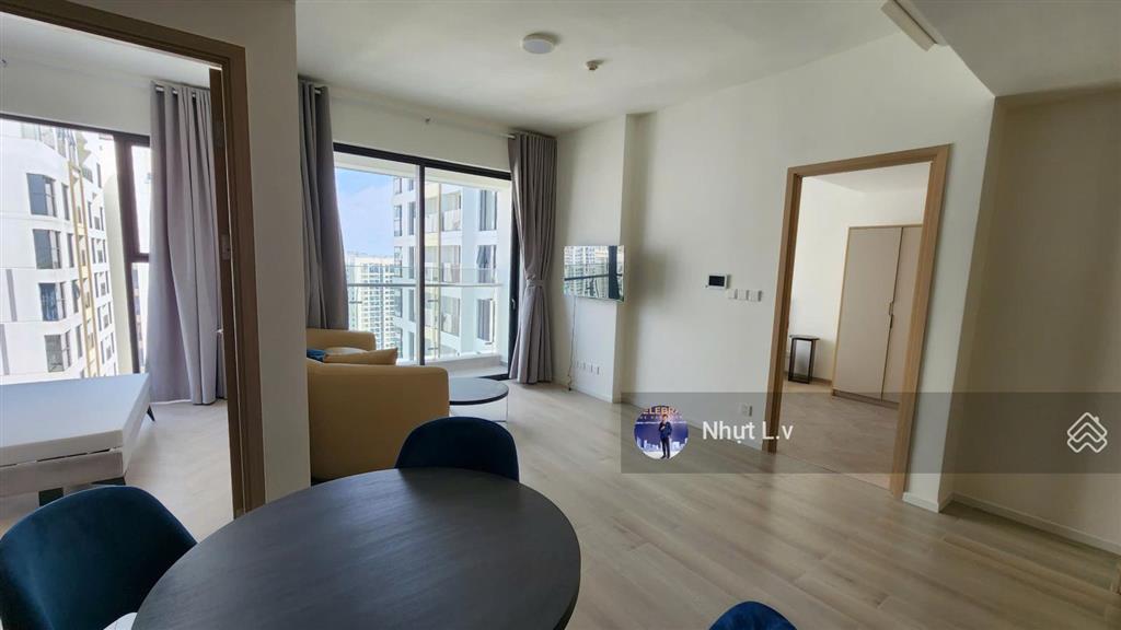Bán nhanh 3pn  mcp full nội thất  đông nam  cạnh vincom tháp d chỉ 7,02 tỷ có nội thất, all in