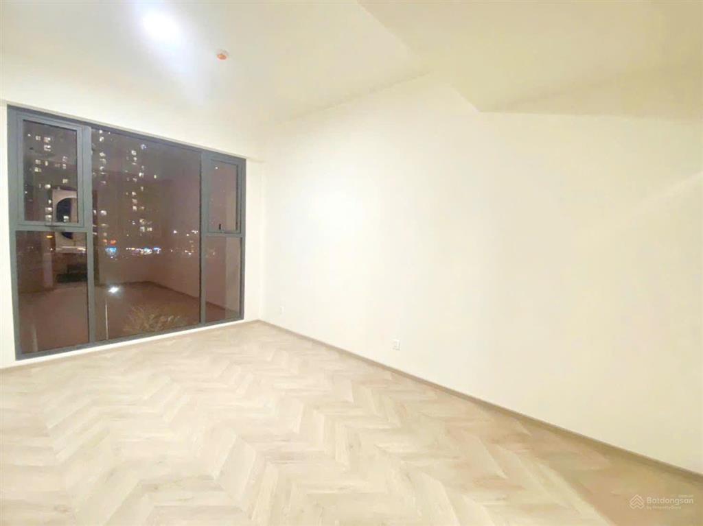 Bán nhanh tháp daisy  căn 2pn 1wc  loại 1pn + chỉ 3,65 tỷ  tại lumiere boulevard tầng trung