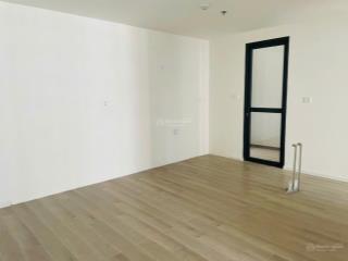 Tầng trung block b, căn 2pn lumiere boulevard  4,62 tỷ all in tặng nội thất 250tr, căn góc nội khu