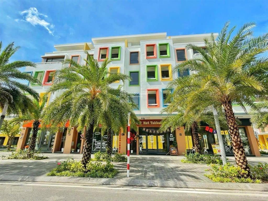 Chính chủ bán shophouse meyhomes capital phú quốc mặt đại lộ ánh trăng 26m, đã có sổ đỏ, giá 19 tỷ