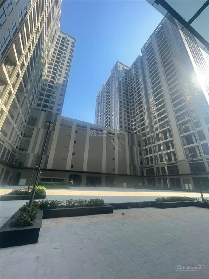 Chính chủ cần bán căn chung cư 3 phòng ngủ đẹp tại dự án chung cư the wisteria đường 32 hà nội