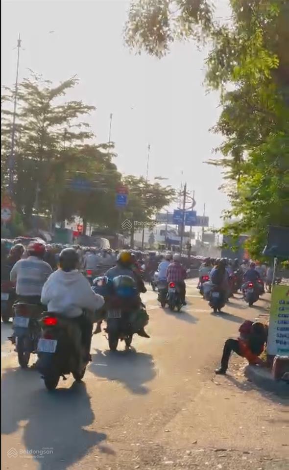 Chủ cần tiền giảm giá bán nhanh đất hồ văn long, hẻm nhựa 6m cực đẹp, ngay cổng kcn vĩnh lộc.