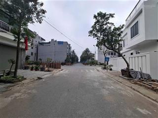 Rẻ rẻ nhất phường vũ ninh tp bắc ninh 68,4m chỉ nhỉnh 6 tỉ , đất phân lô bàn cờ, dg 8m có vỉa hè