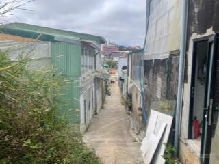 Chính chủ bán nhanh lô đất dt 108 m2 giá chỉ 18tr/m2 thích hợp làm nhà vườn vị trí cao thoáng