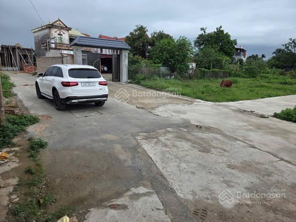 94m cộng hòa sóc sơnhà nội. giá nhỉnh 2 tỷ