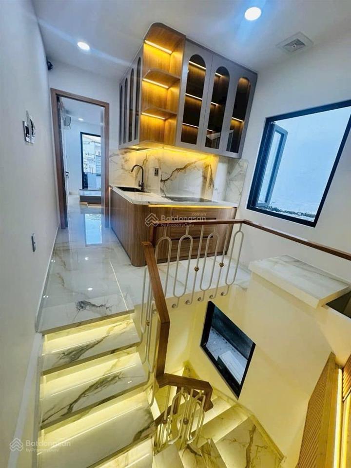 Bán nhà mặt tiền kinh doanh hòa hưng,, q10 lô góc 2 mặt thoáng chỉ hơn 5 tỷ