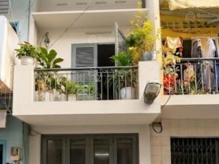 Cam kết thật 100% chủ gấp bán nhà hẻm xe hơi trung tâm quận 3  nhỉnh 2 tỷ