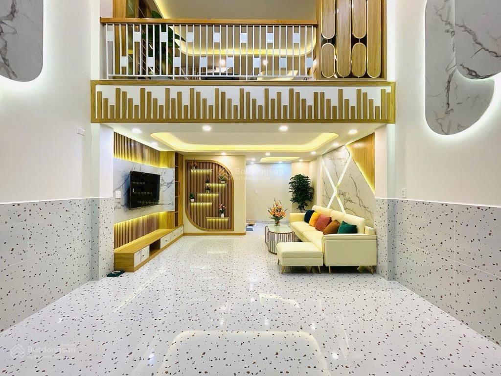 Siêu phẩm nhà phố 5 tầng, sổ nở hậu, ô tô ngủ trong nhà chỉ nhỉnh 7 tỷ 47m2