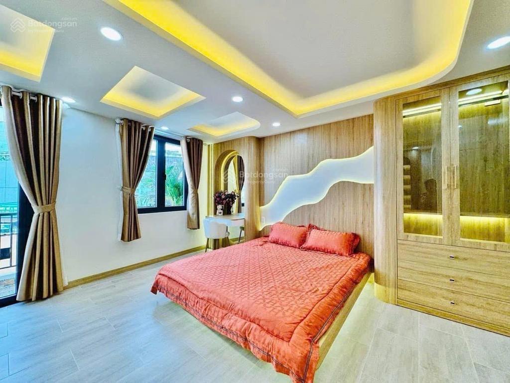Siêu phẩm nhà phố 5 tầng, sổ nở hậu, ô tô ngủ trong nhà chỉ nhỉnh 7 tỷ 47m2