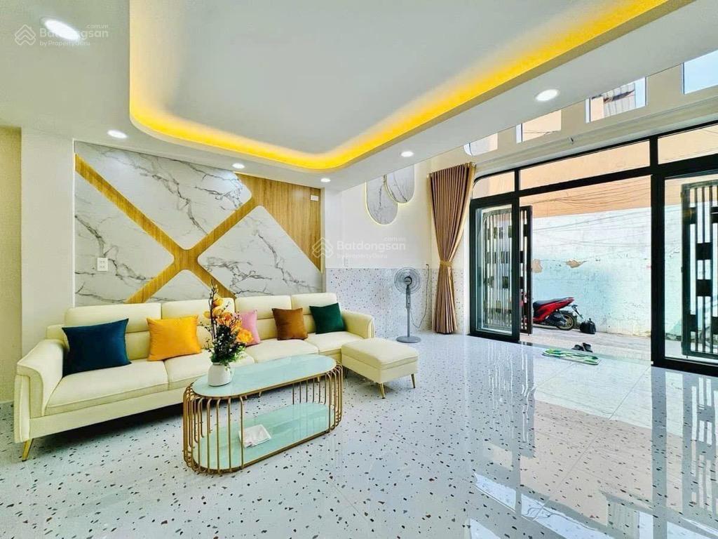 Siêu phẩm nhà phố 5 tầng, sổ nở hậu, ô tô ngủ trong nhà chỉ nhỉnh 7 tỷ 47m2