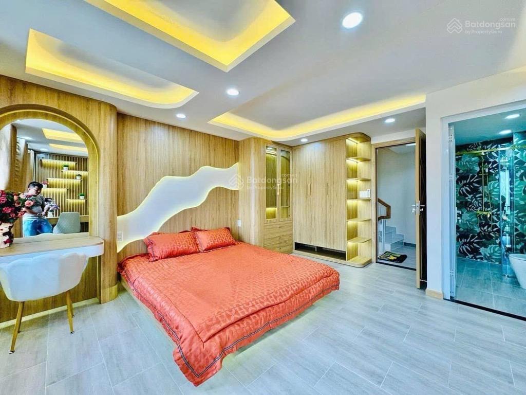 Siêu phẩm nhà phố 5 tầng, sổ nở hậu, ô tô ngủ trong nhà chỉ nhỉnh 7 tỷ 47m2