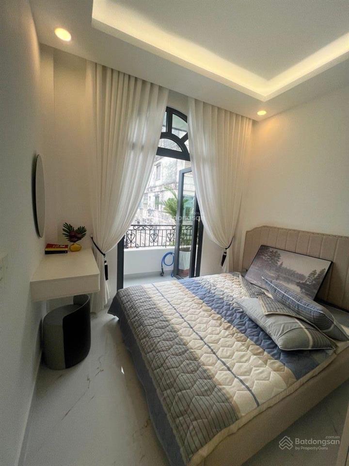 Nhà đẹp giá rẻ chỉ hơn 6.x tỷ x có nhà q10 đường cách mạng tháng 8, hẻm ô tô 8m, 3m x 8m