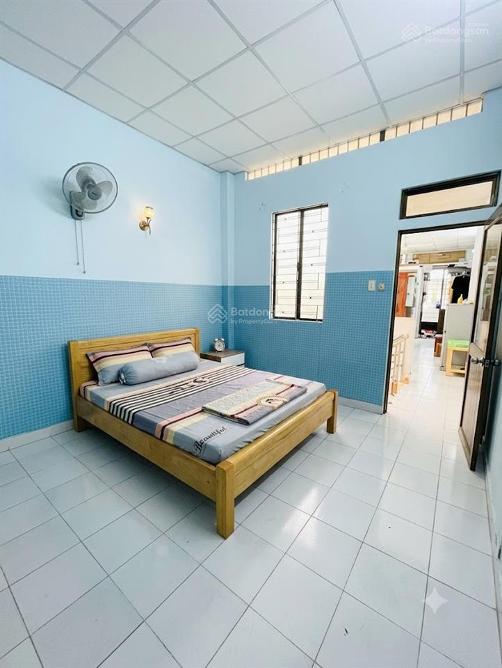 Bán nhà đồng đen quận tân bình 60m2 nhỉnh 6 tỷ