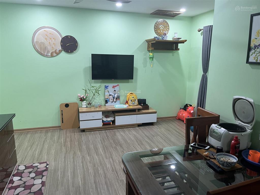 Bán cc intracom riverside, 3,2 tỷ, 48,6m2, 2pn, 1wc, nội thất đầy đủ, pháp lý đầy đủ