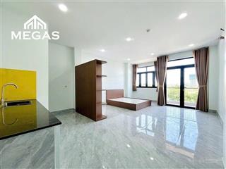 Studio ban công full nội thất ngay chợ thạch đà và công viên làng hoa