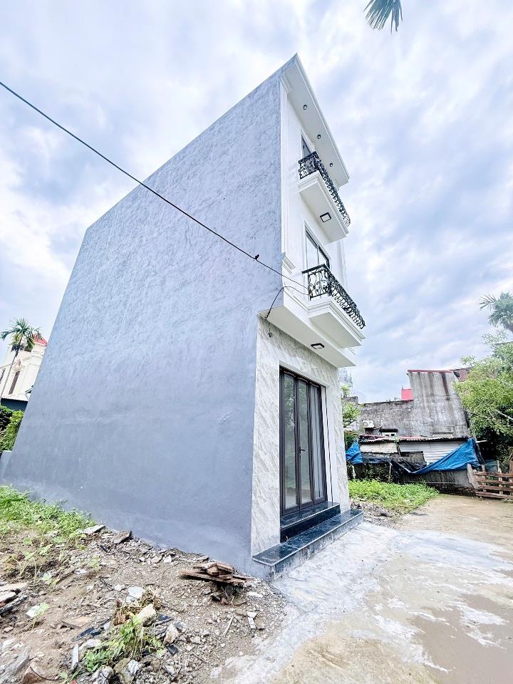 BÁN NHÀ TRONG TUẦN CHỦ  GIẢM TỪ 2,2 TỶ XUỐNG 1,9 TỶ