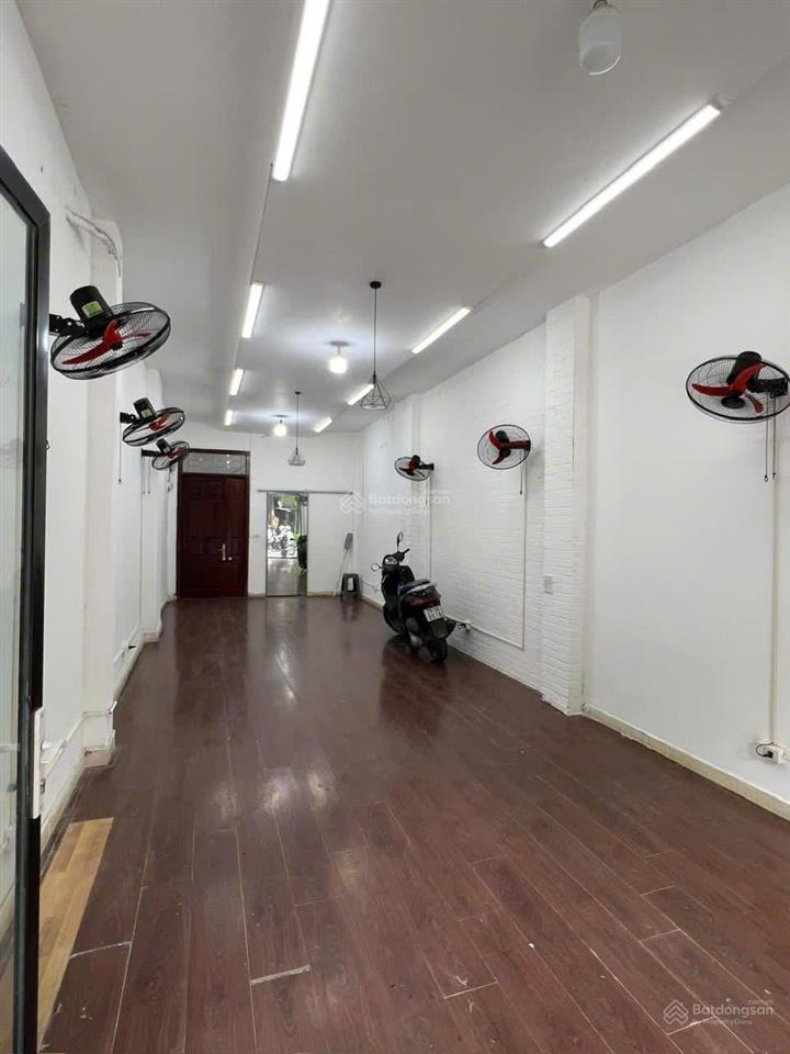 Cho thuê cửa hàng phố khâm thiên, đống đa 50m2 mặt tiền 4.2m kinh doanh sầm uất