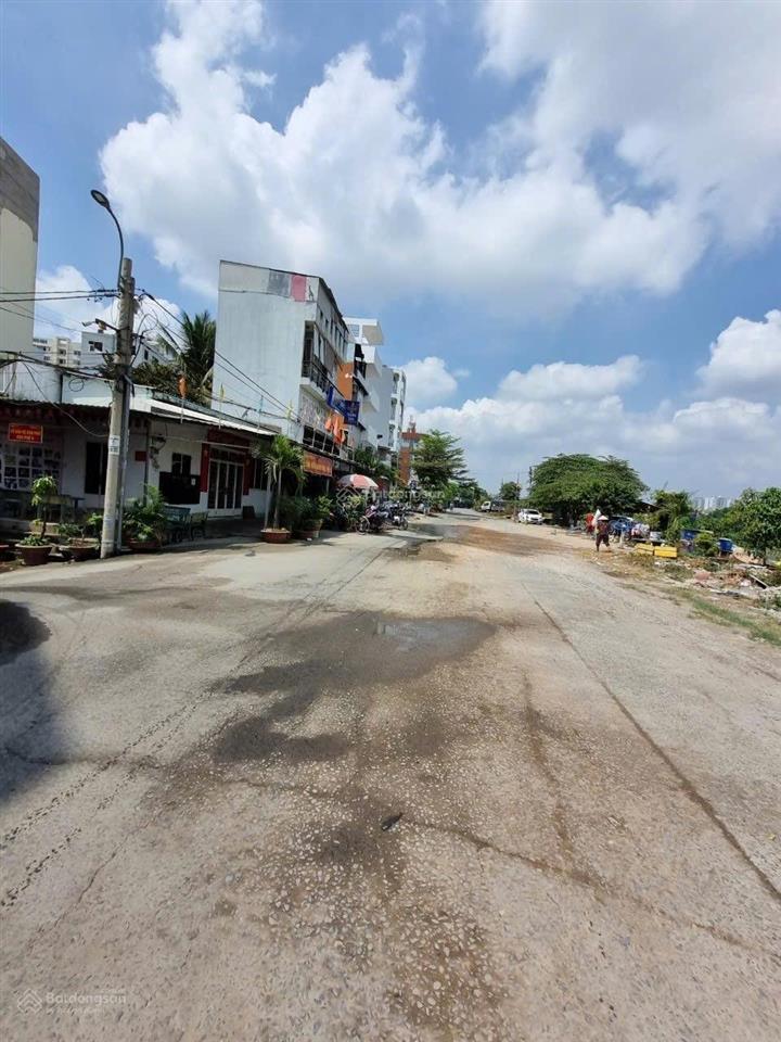 Nhà mặt tiền 4 tầng ngay kênh tham lương p14 gò vấp