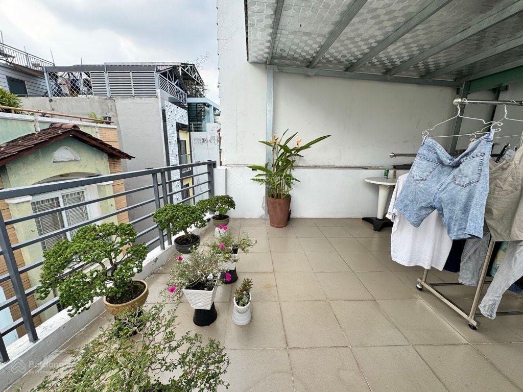 Nhà mới đẹp 4 tầng hẻm 4m chỉ 3 bước ra hẻm xe tải sổ hồng riêng