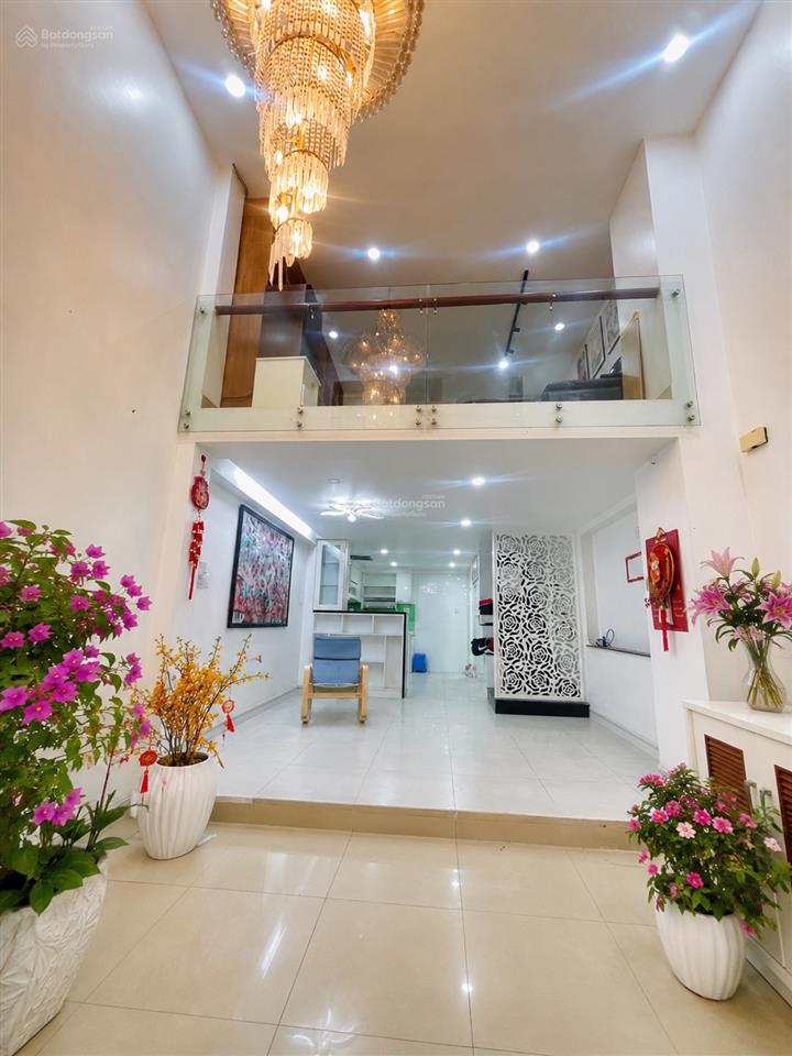Cách mạng tháng 8, quận 10 hẻm xe hơi quay đầu 53m 4 tầng ở ngay