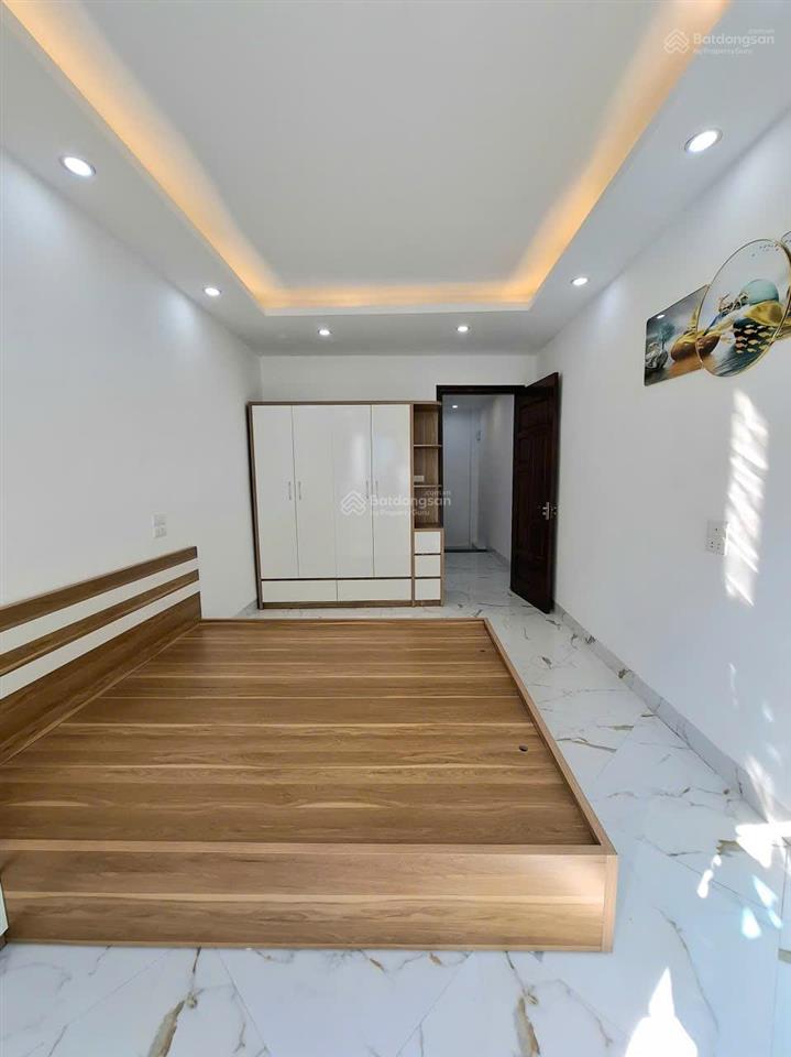 Chính chủ bán nhanh nhà ngõ 68 an thắng, biên giang, hà đông, hà nội  4 tầng ô tô đỗ cổng