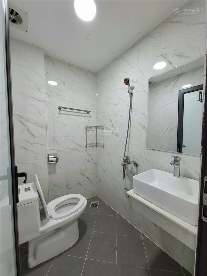 Chính chủ bán nhanh nhà ngõ 68 an thắng, biên giang, hà đông, hà nội  4 tầng ô tô đỗ cổng