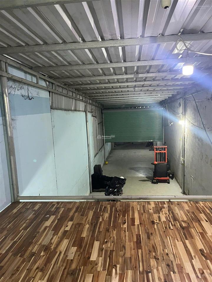 Chính chủ bán kho, nhà xưởng 200m2 đường xuân thới thượng 31, bà điểm, hcm  giá chỉ 6,3 tỷ
