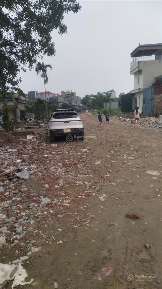 Nhà 5 tầng xã hữu hòa, thanh trì, hà nội  gần cầu hữu hòa, cách ô tô tránh 1 nhà, view thoáng đẹp
