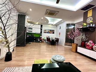 Chính chủ bán nhanh căn hộ 134,2m2 ct2 kđt văn khê  3pn, vị trí đẹp, không gian sống lý tưởng