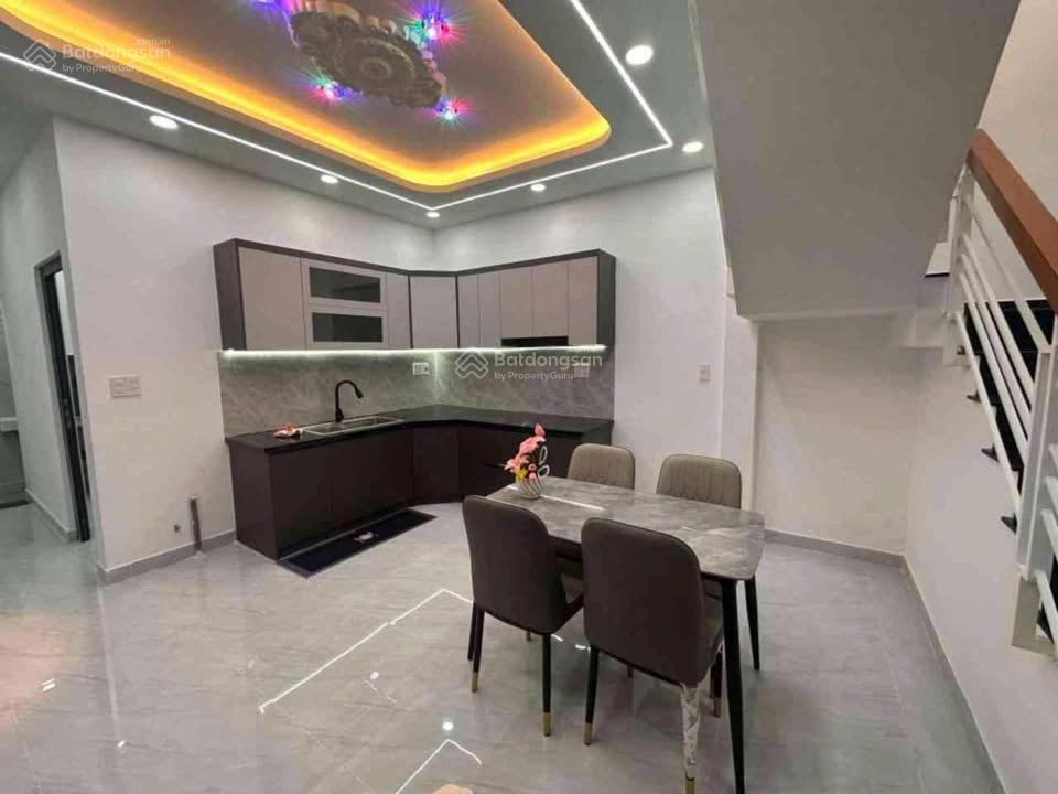 Nhà đẹp tân thới hiệp, quận 12, 60m2  1 trệt 1 lầu, giá chỉ 5 tỷ, vị trí đẹp, đáng mua ở ngay