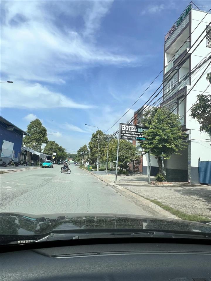 Chính chủ bán đất lavender city  180m2, mặt tiền 10m, đường 12m  giá chỉ 3,2 tỷ