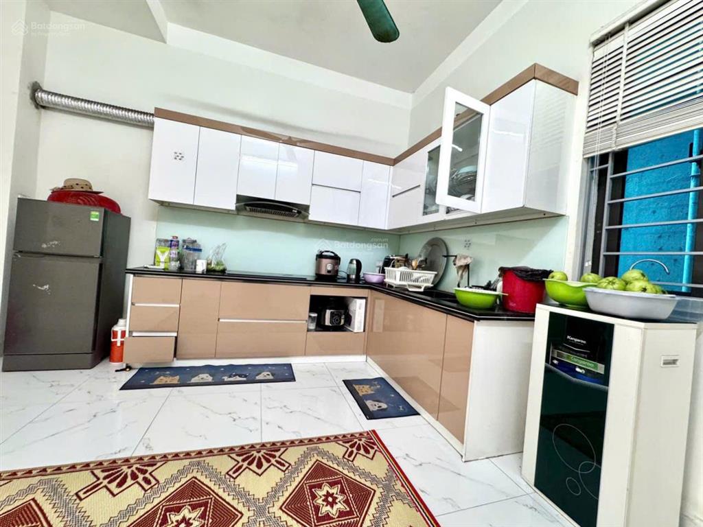 Chính chủ bán nhà đông mỹ, thanh trì  50m2  4 tầng  ngay cạnh sân bóng  ngõ ô tô tránh xe máy