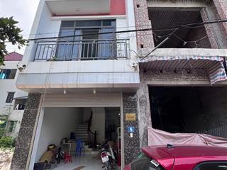 Chính chủ bán nhà đông mỹ, thanh trì  50m2  4 tầng  ngay cạnh sân bóng  ngõ ô tô tránh xe máy